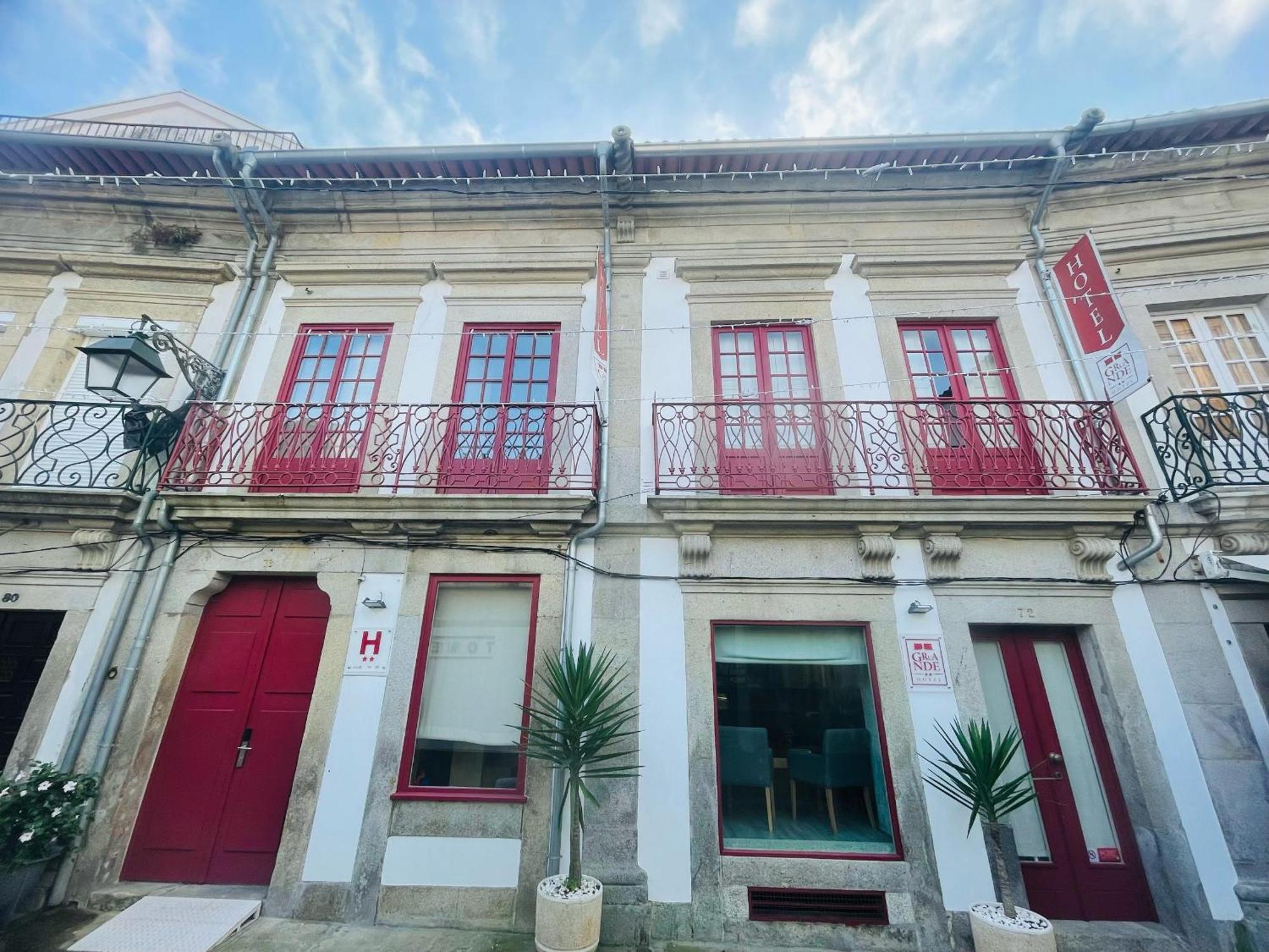 Rua Grande Hotel Viana do Castelo Esterno foto
